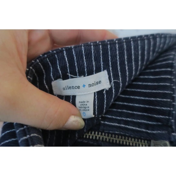 Urban Outfitters Silence + Noise Malorie Pinstripe Zipper Pants - Picture 8 of 9